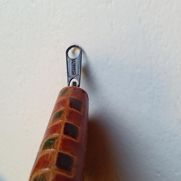 Need a Hug call 1-800 Grandma Coin purse - Picture 6 of 6